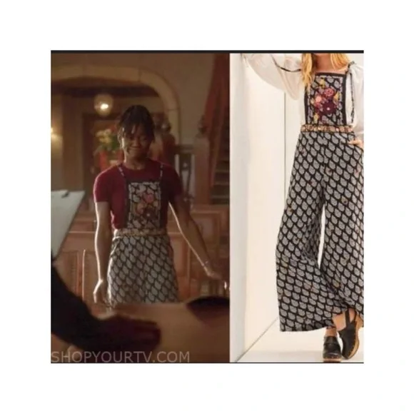 NWT ANTHRO Black Floral Embroidered Wide Leg Apron Jumpsuit Overalls Size 10 - Picture 2 of 16